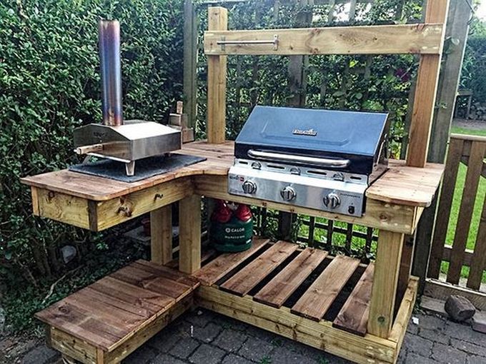 wood pallet outdoor kitchen ideas (23)