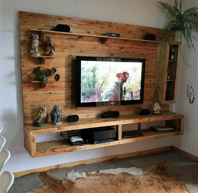 reused pallets tv stand