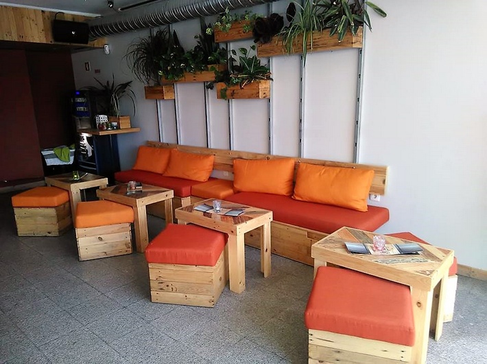 wooden pallet furniture