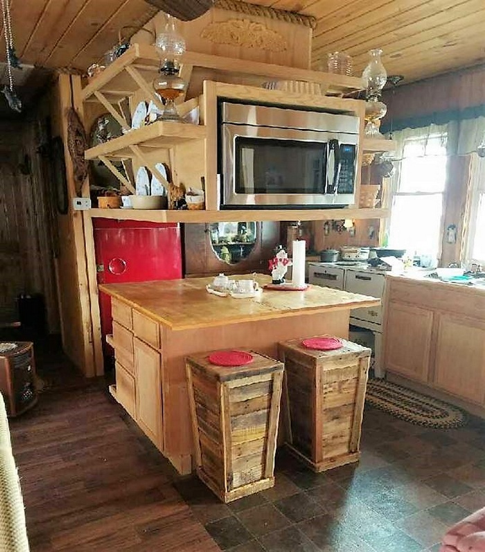 pallet kitchen island