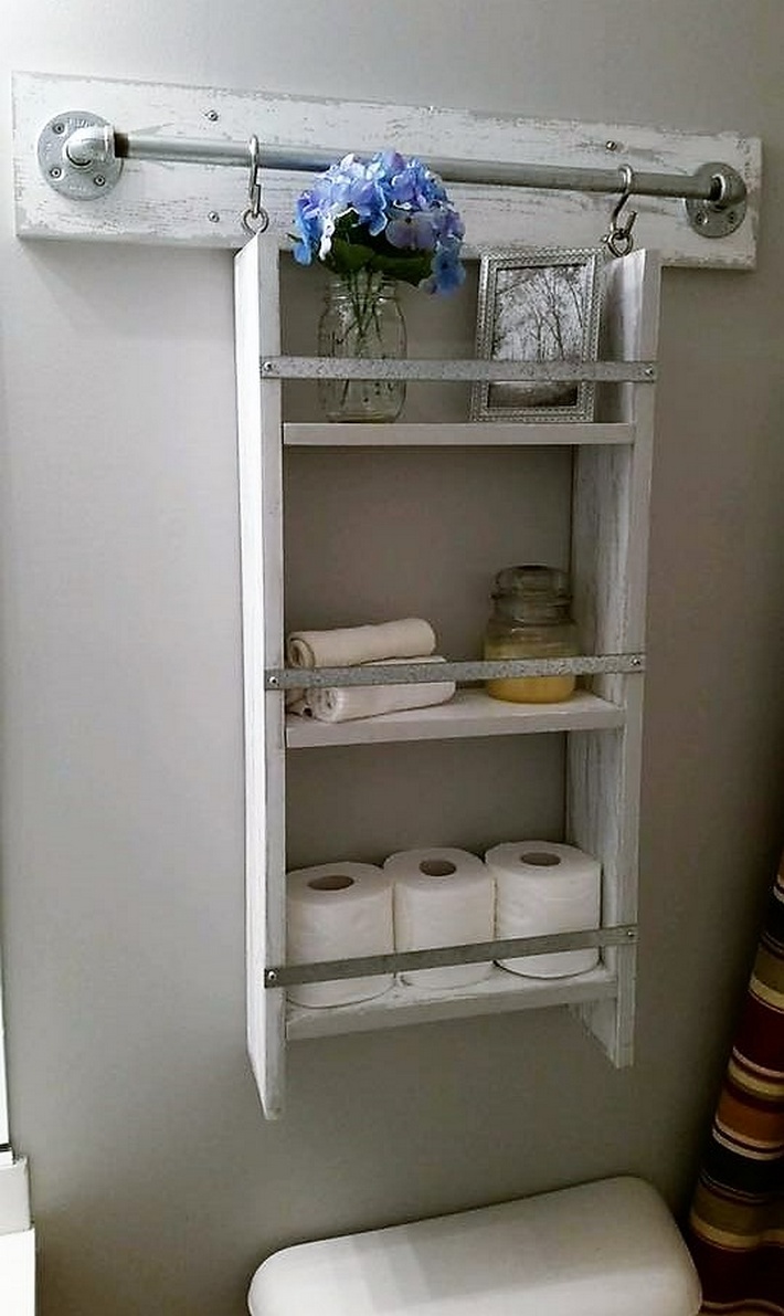 wooden-pallets-hanging-shelves