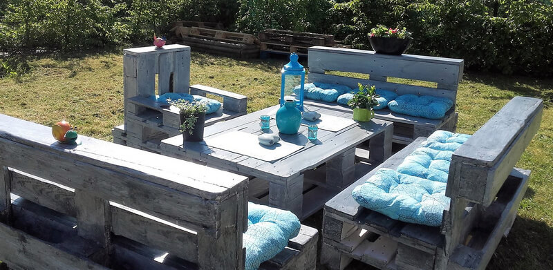 garden patio furniture out of wood pallets