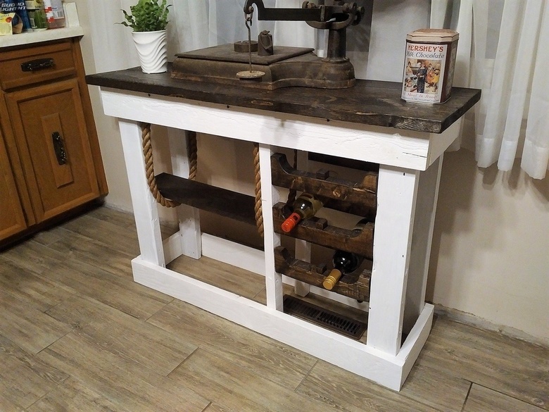 wood pallet entryway table 2