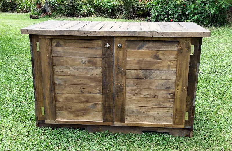 pallets wood kitchen island