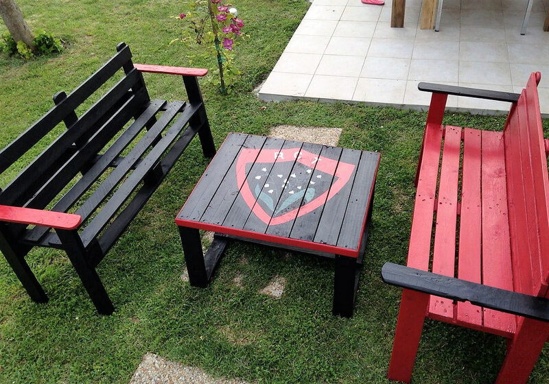 pallets garden furniture idea