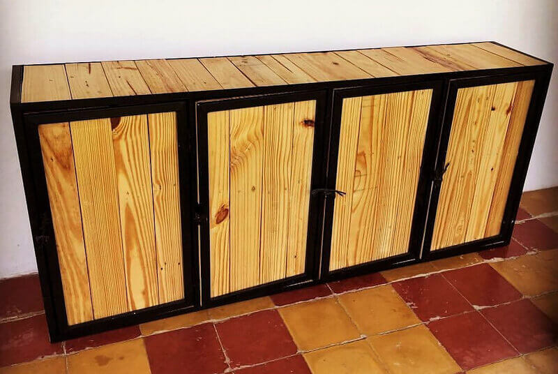 wooden pallets entryway table idea