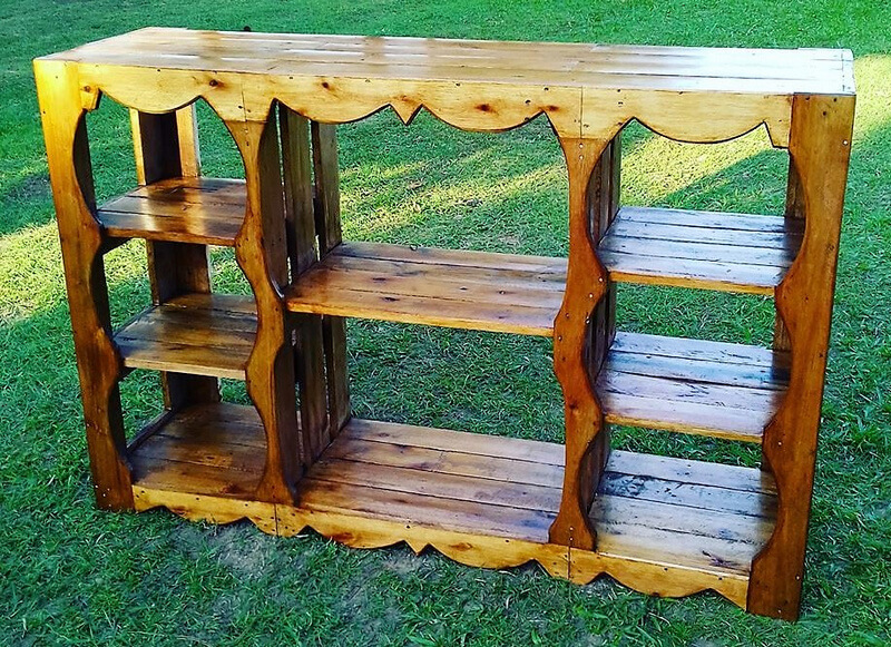 pallet entryway table with storage spaces