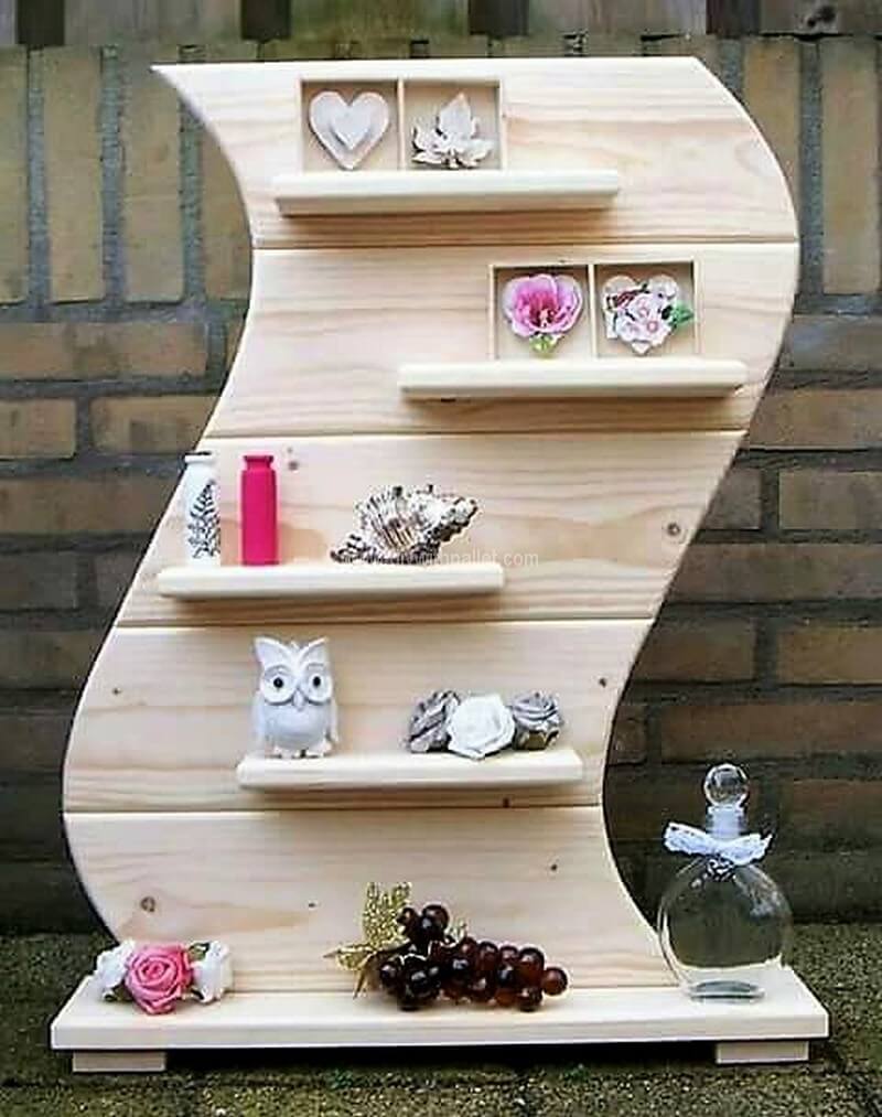 pallet shelf idea