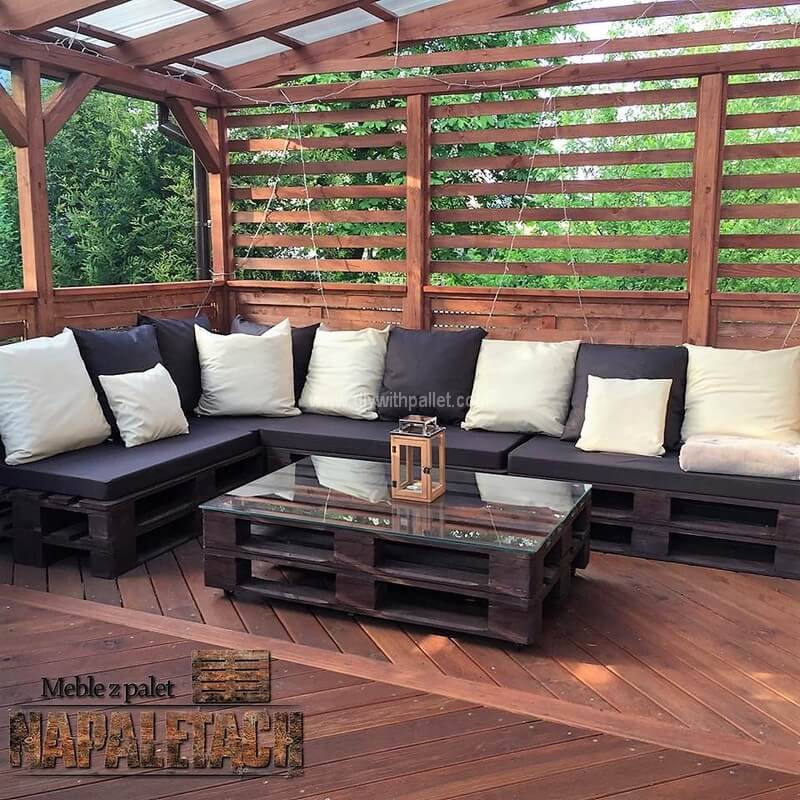 pallet outdoor furniture idea