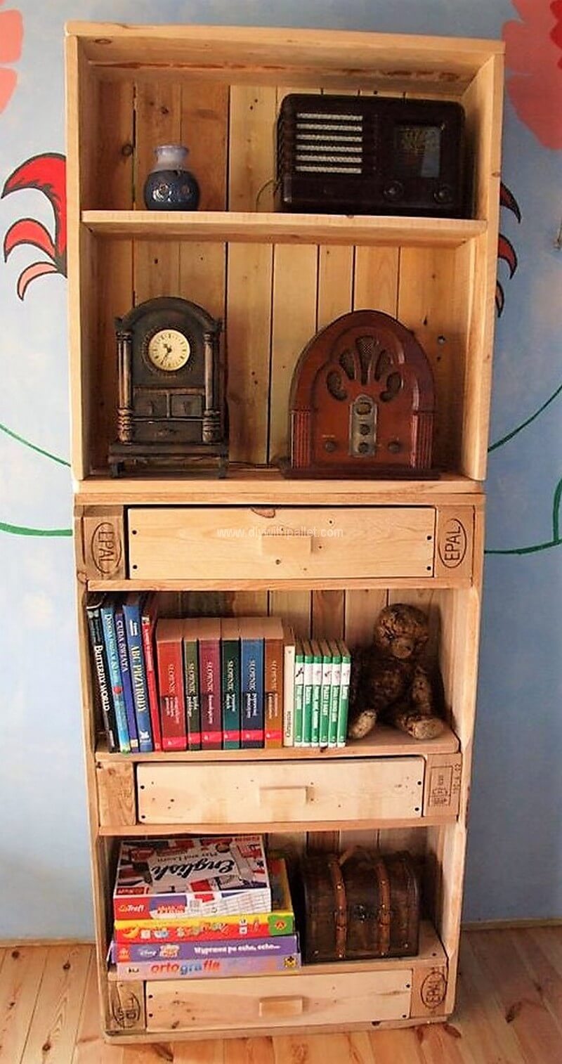 pallet rustic shelving