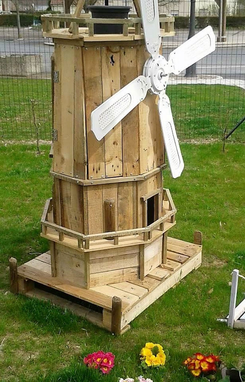 pallet patio crafting idea