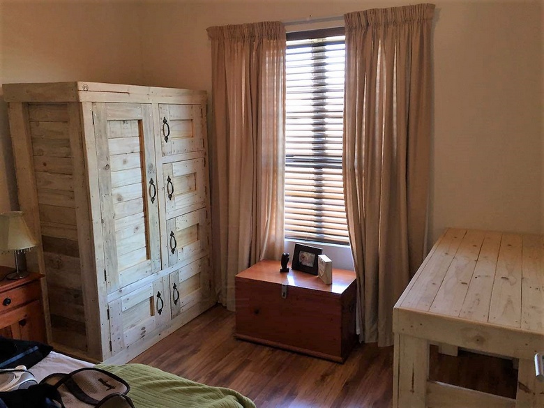 upcycled pallet closet