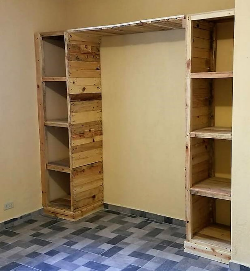pallet closet idea