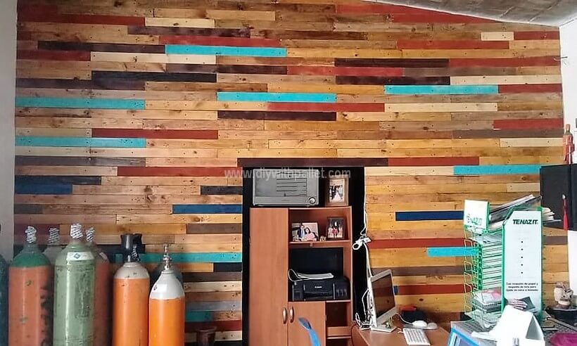 pallet accent wall