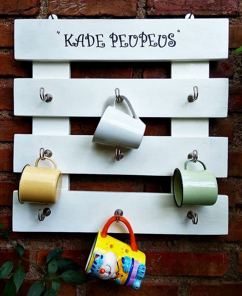 recycled pallets ideas (44)