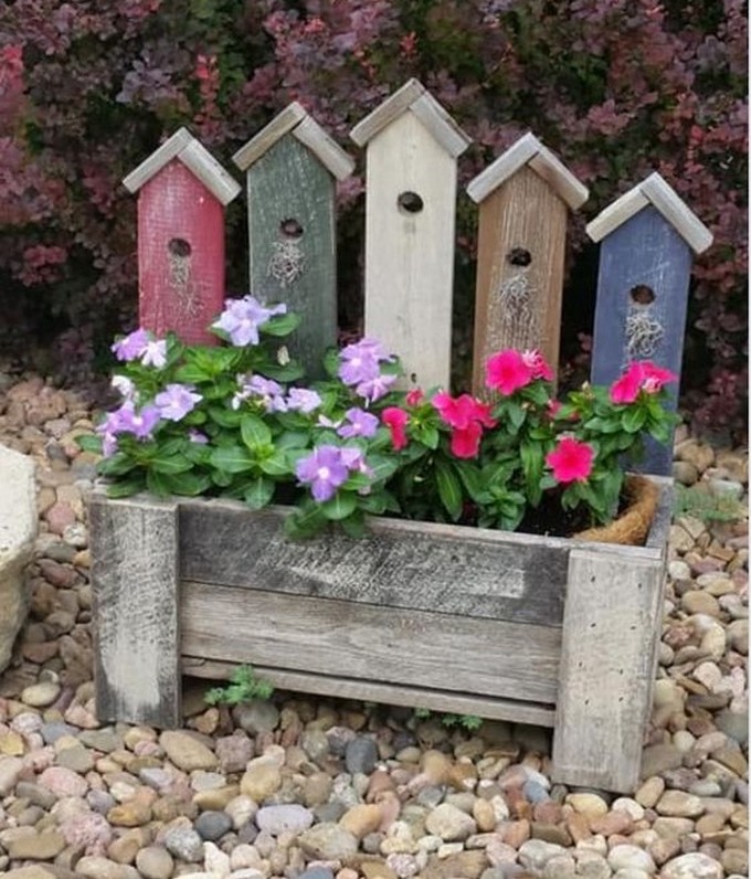 DIY pallet stand with planter ideas (4)