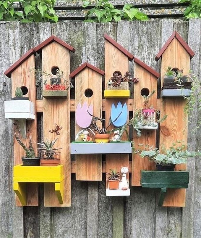 DIY wood pallet decor stand ideas (9)