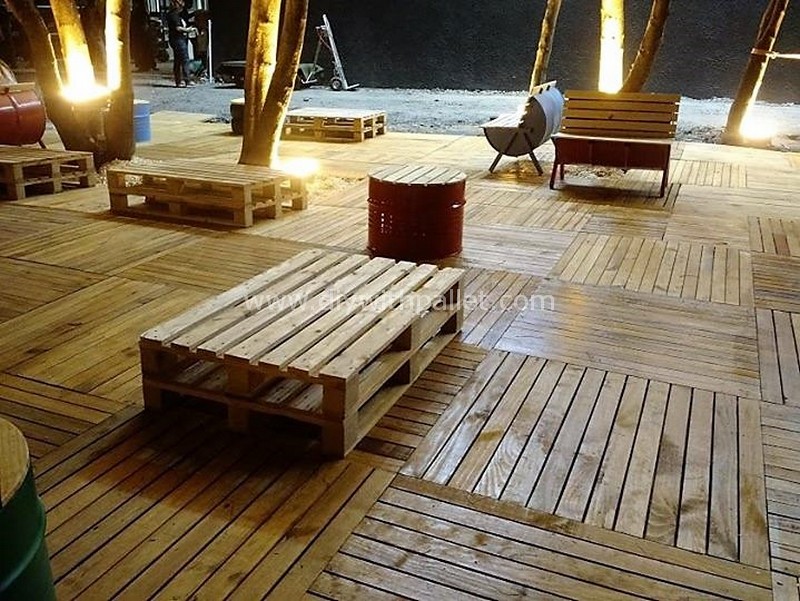 wooden pallet deck