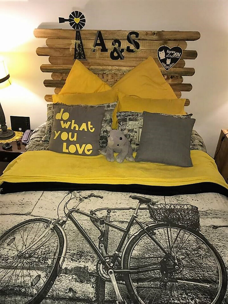 recycled pallets bed headboard
