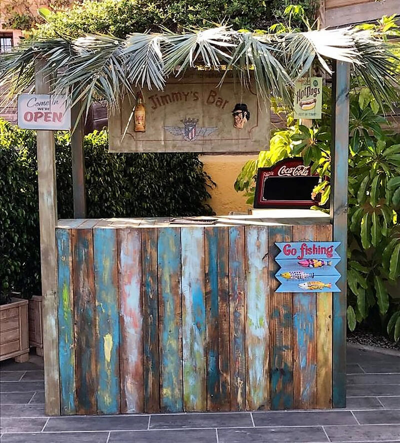 recycled pallets made bar