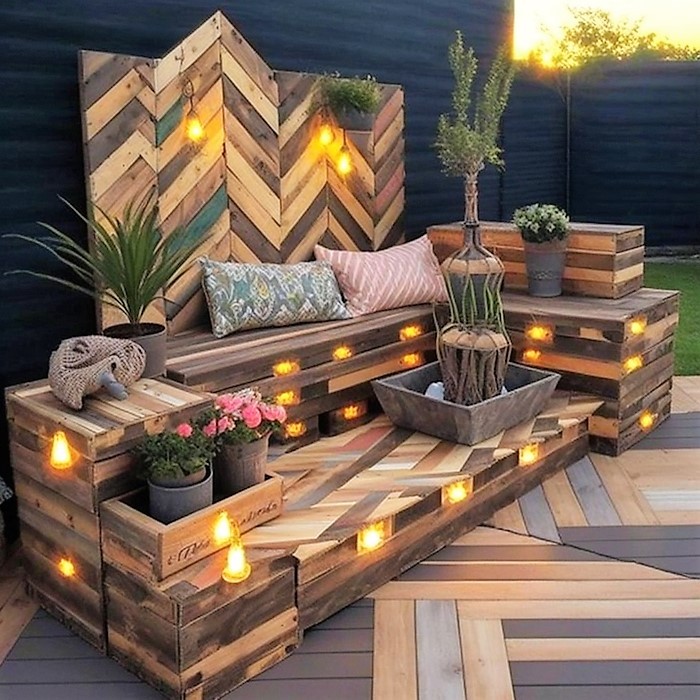 Wood Pallet Outdoor Furniture (32)