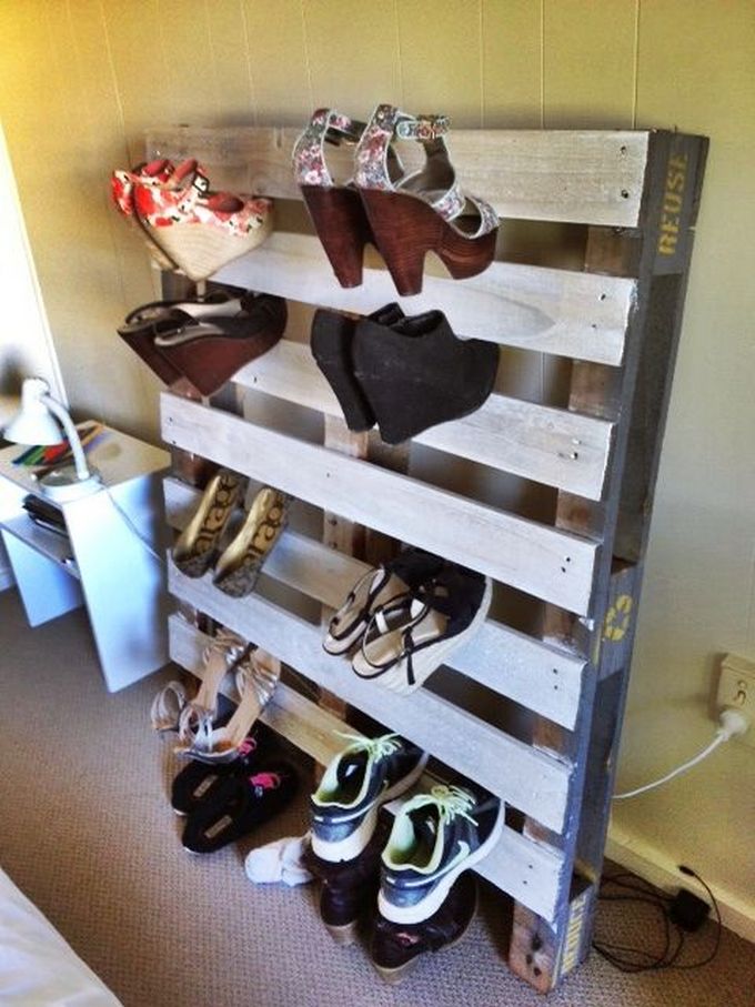 wood pallet shoe rack 18